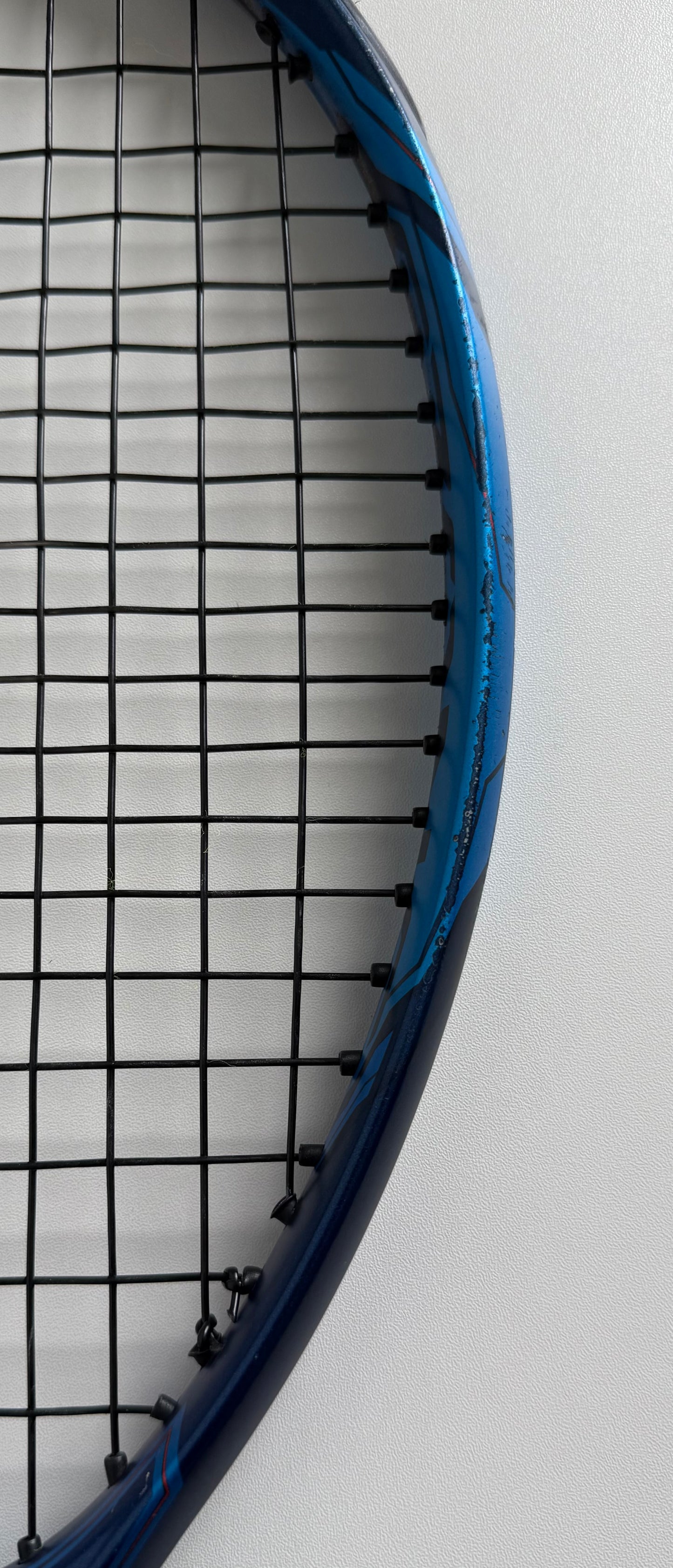 Yonex EZONE 100L (2020)