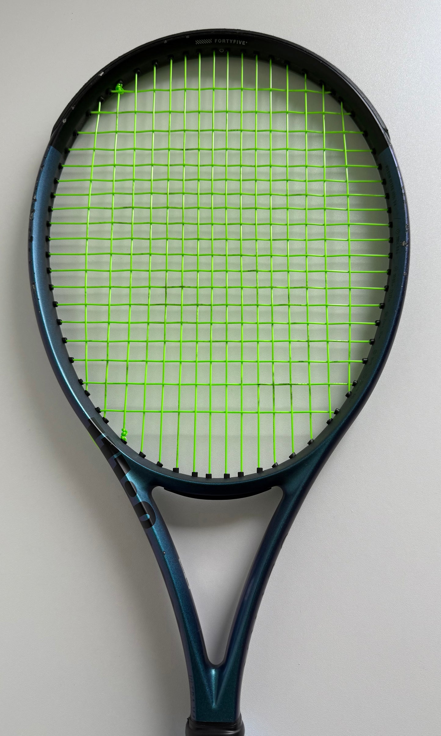 Wilson Ultra V4 100L