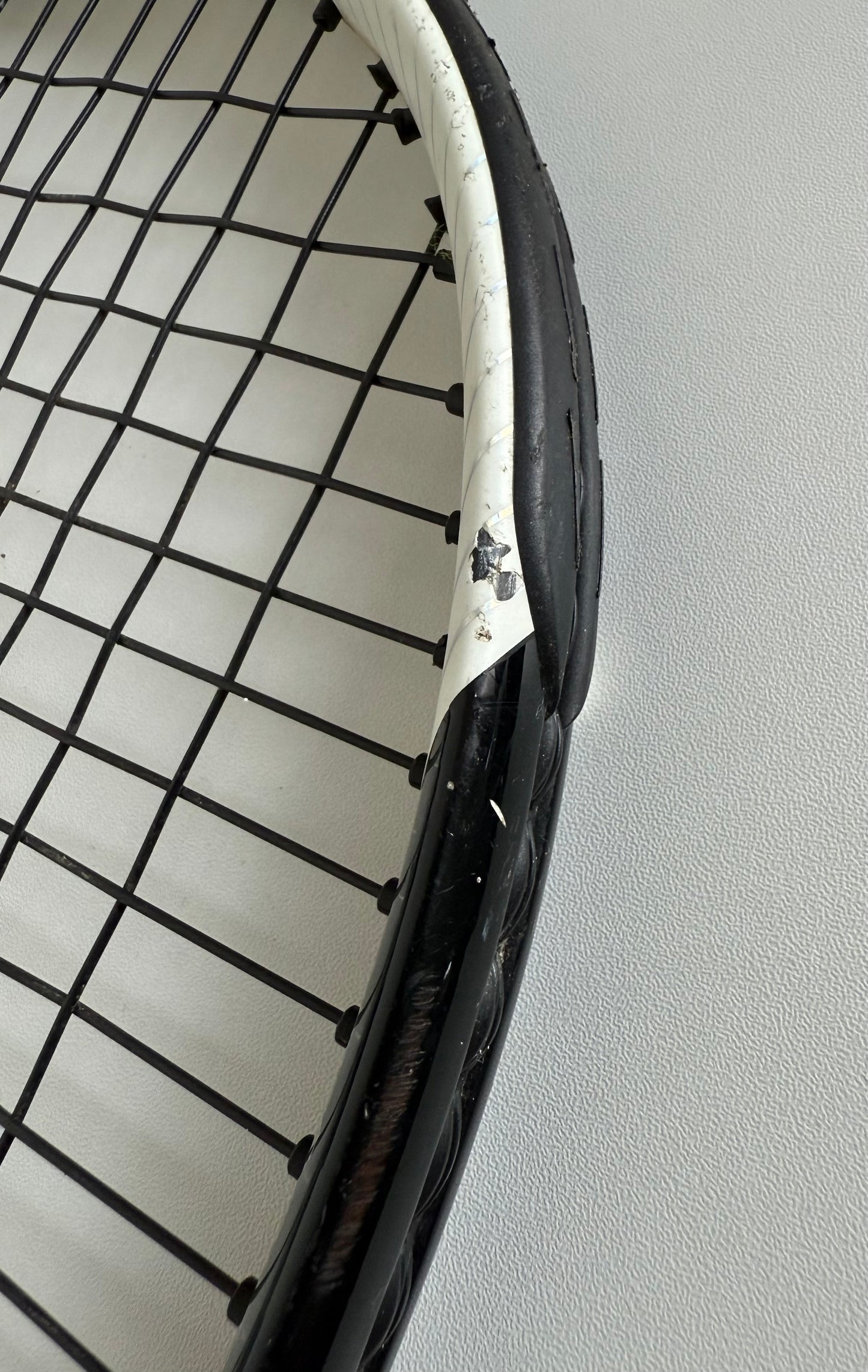 Babolat Aeropro Drive GT Roland Garros