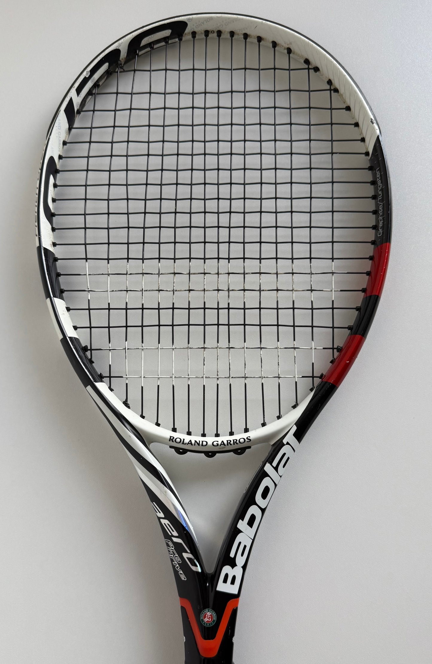 Babolat Aeropro Drive GT Roland Garros