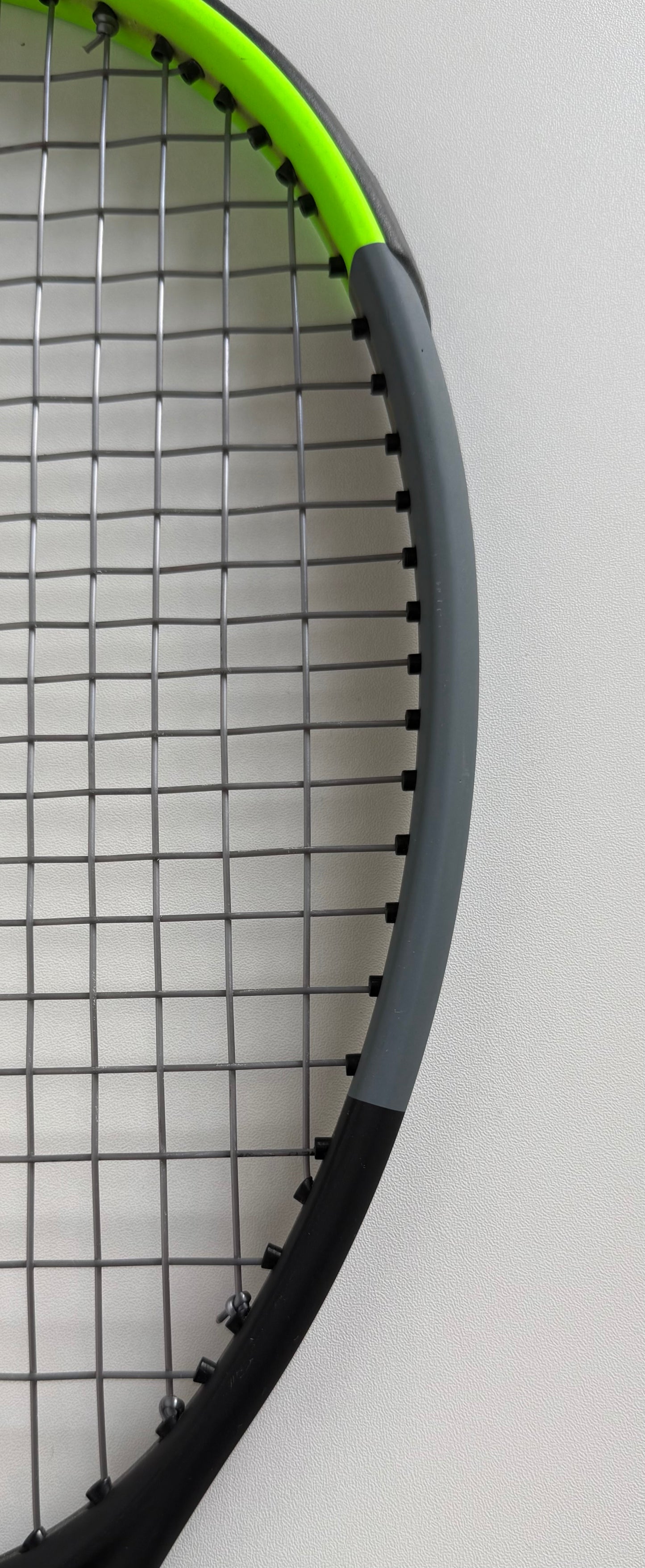 Wilson Blade 98 V7 (18X20)