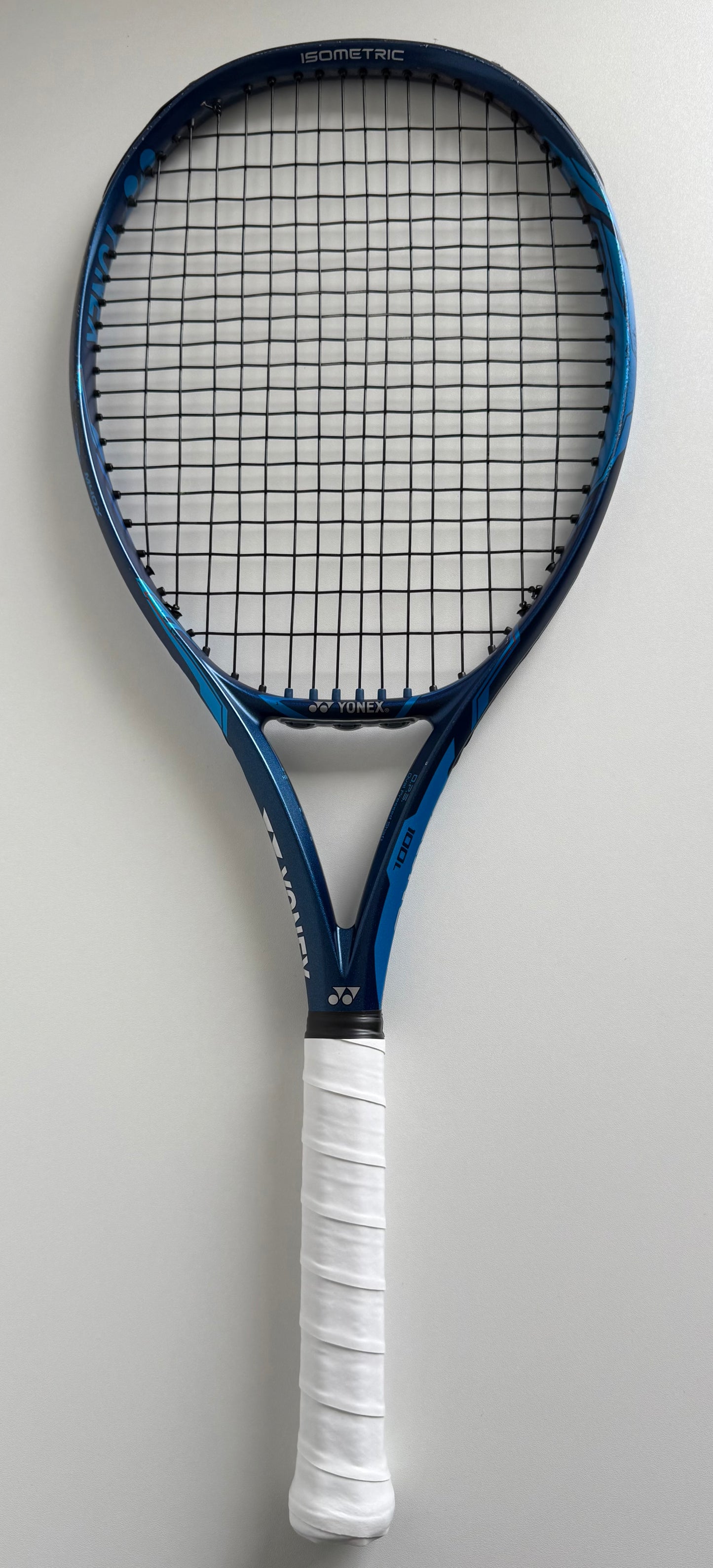 Yonex EZONE 100L (2020)
