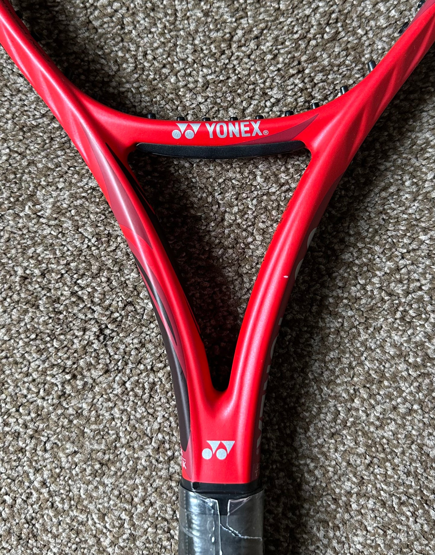 Yonex VCORE Feel