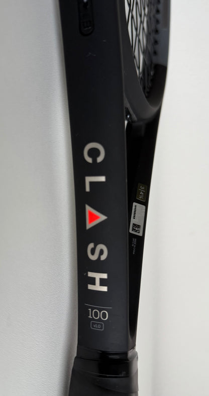 Wilson Clash 100 V1 Tennis Racket