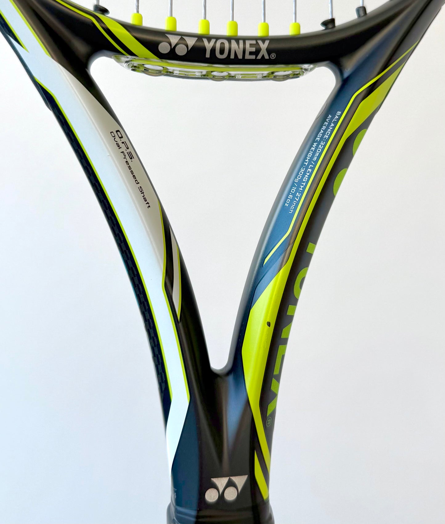 Yonex EZONE DR100