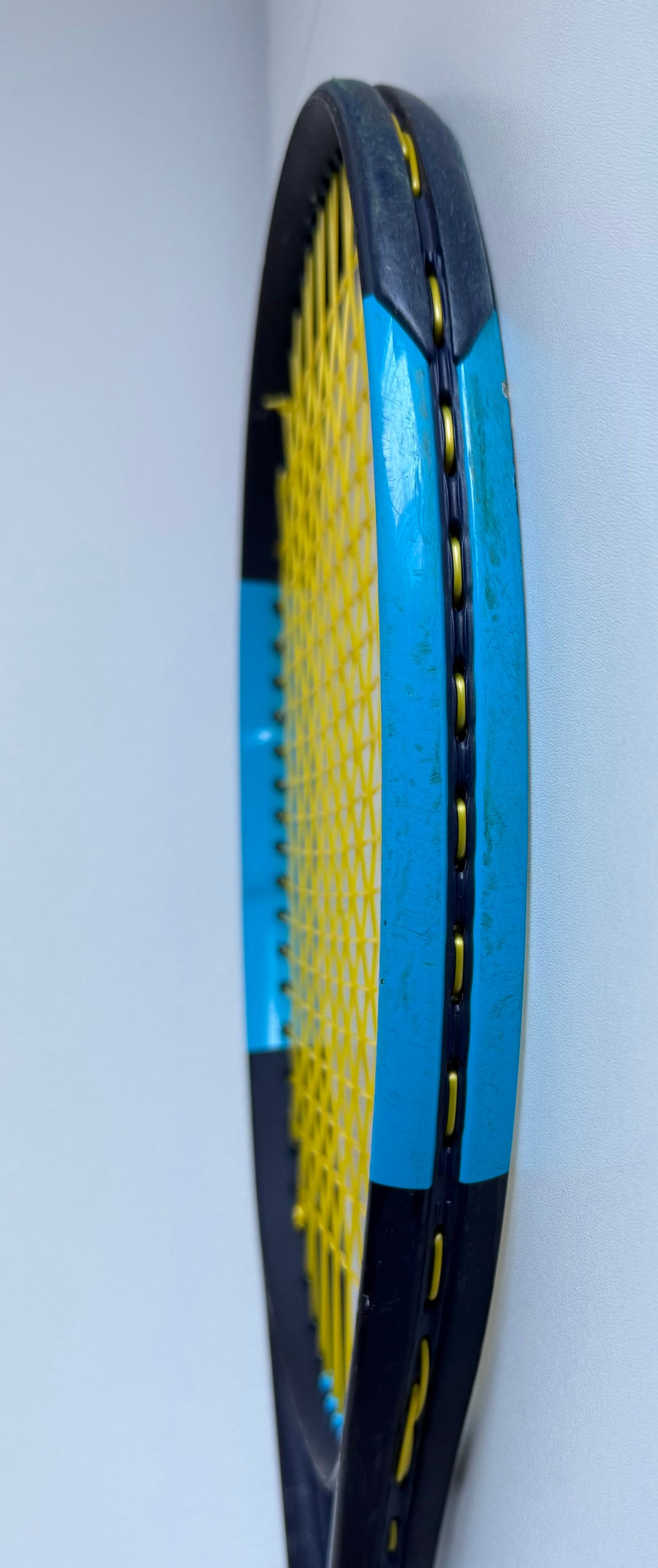 Wilson Ultra 100 V2 Tennis Racket