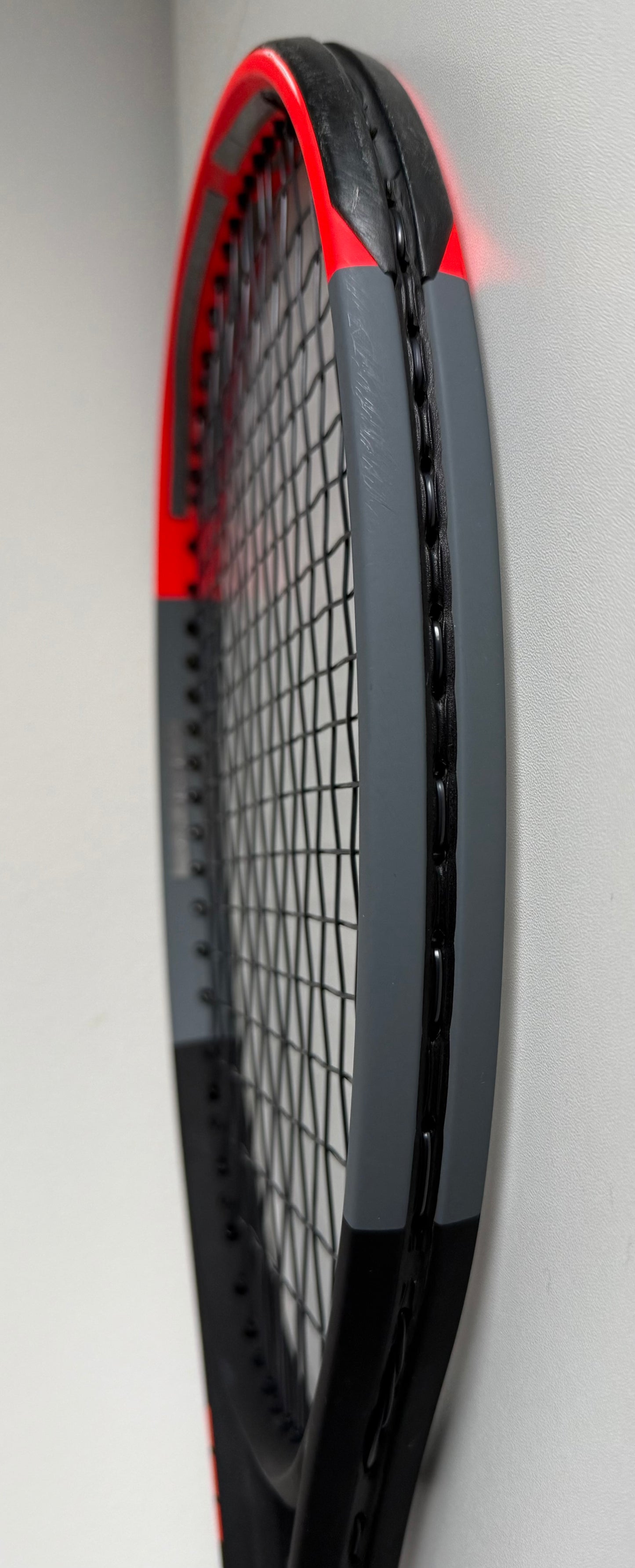 Wilson Clash 100 V1 Tennis Racket