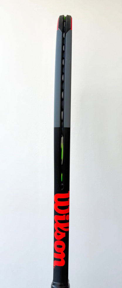 Wilson Clash 98 V1 Tennis Racket