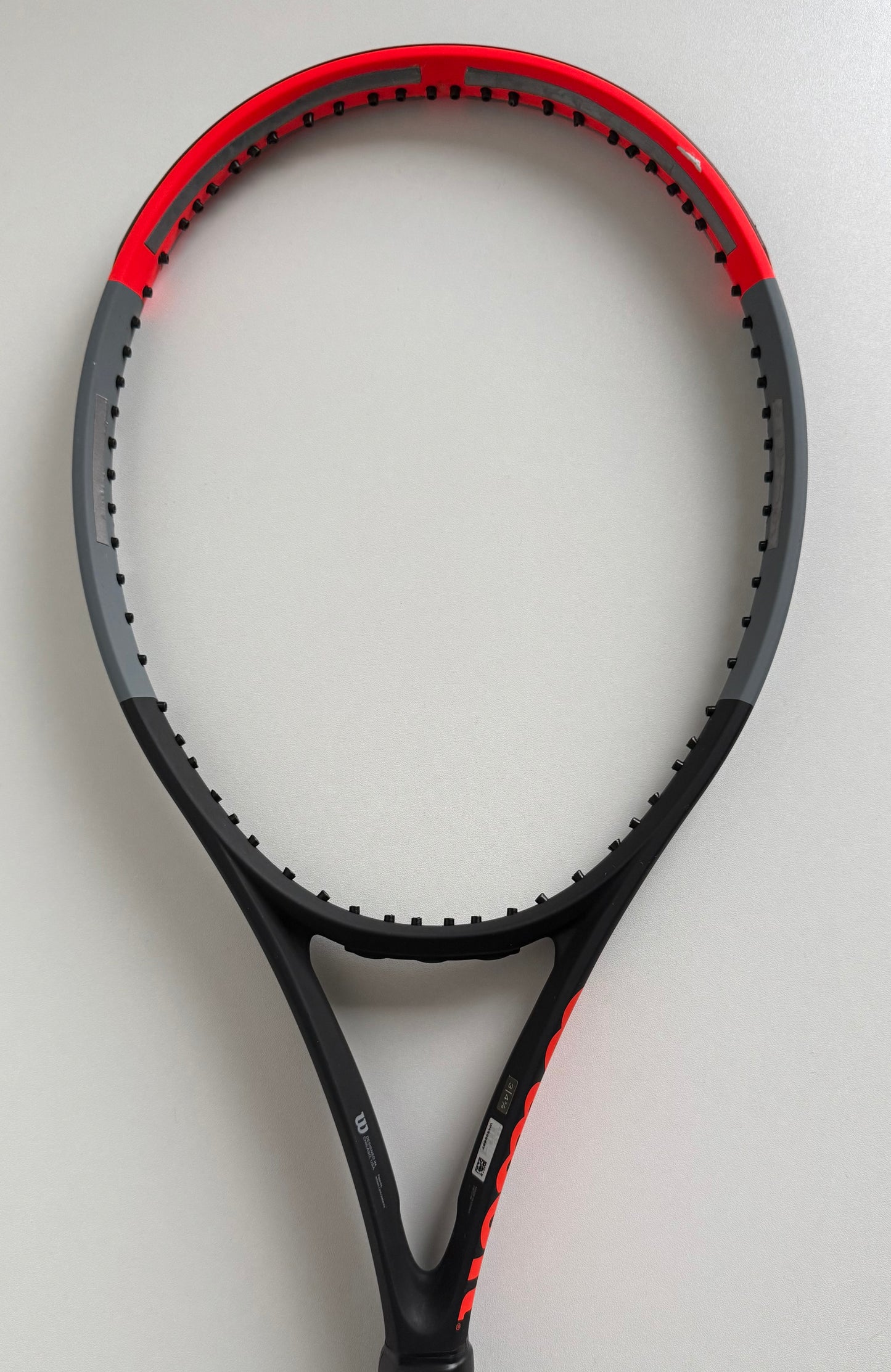Wilson Clash 100 V1 Tennis Racket