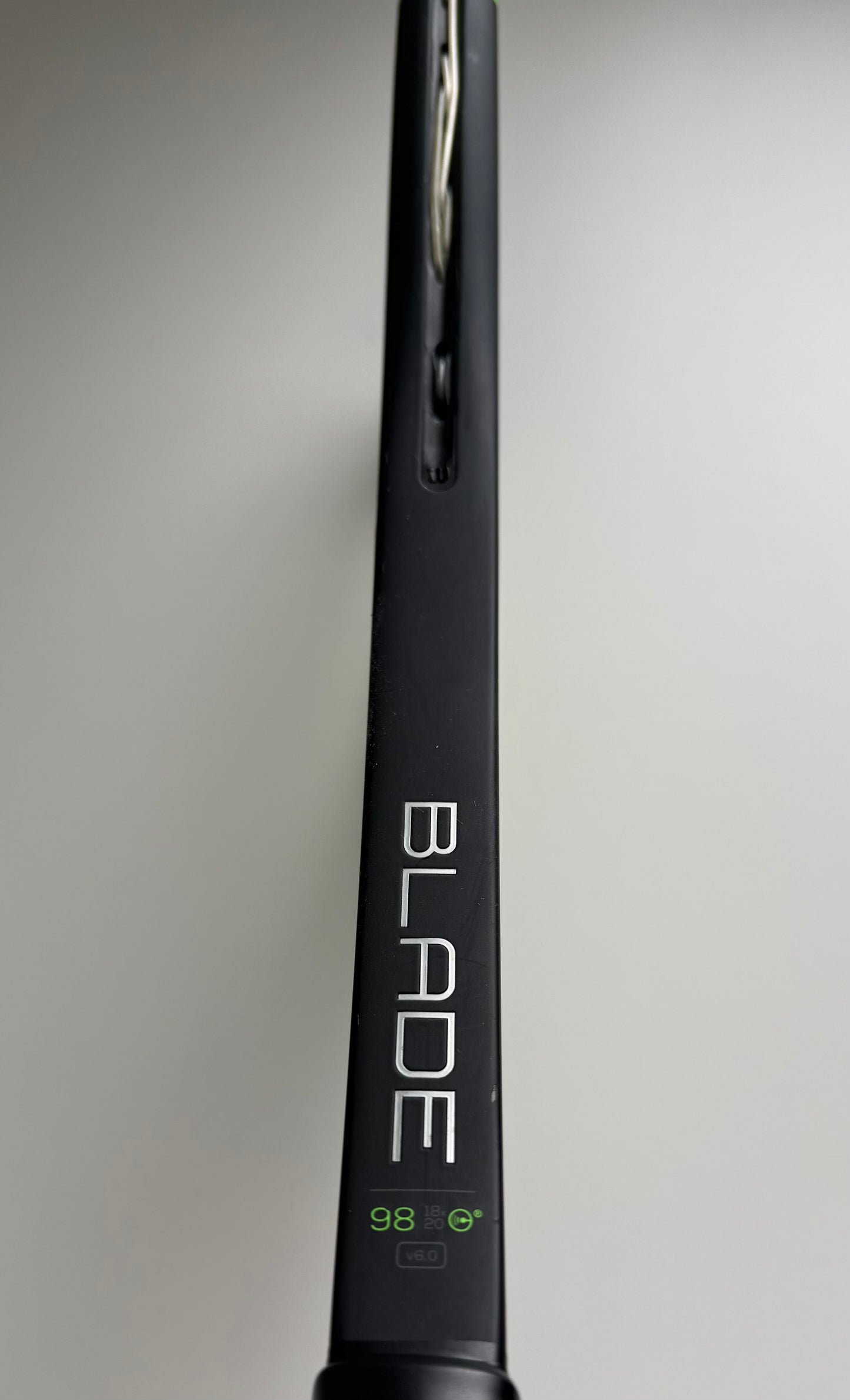 Wilson Blade 98 V6 (18X20)