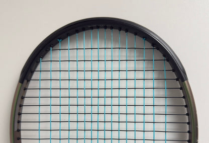 Wilson Blade 100 V8 (16X19)