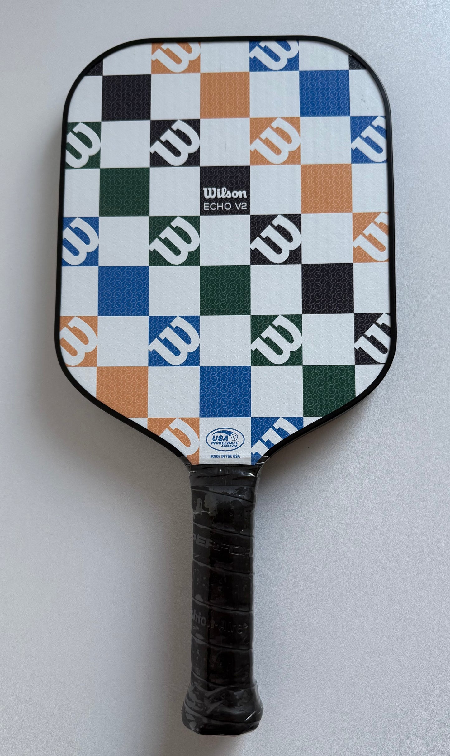 Wilson Echo V2 Pickleball Paddle