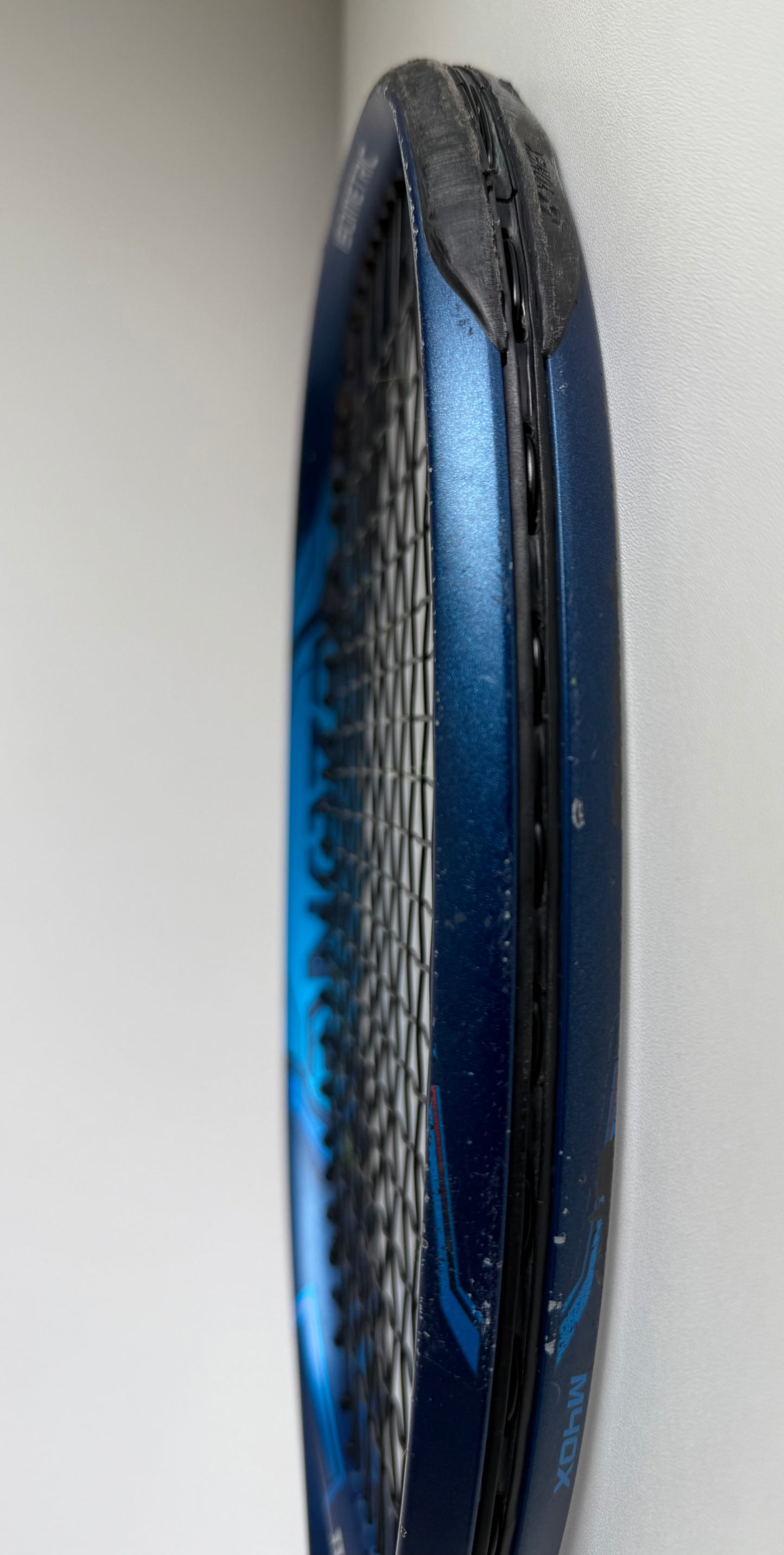 Yonex EZONE 100L (2020)