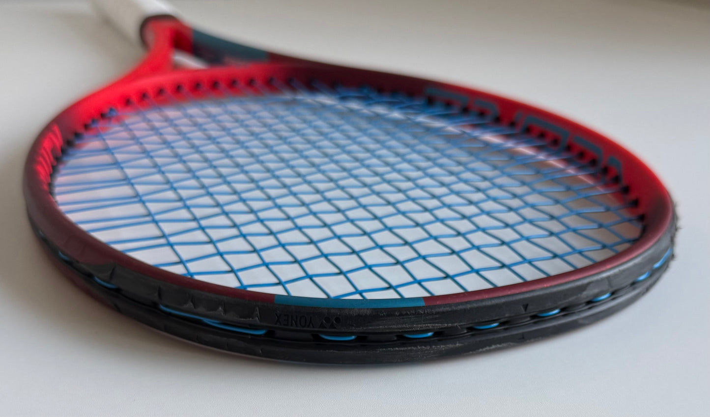 Yonex VCORE 95 (2021)