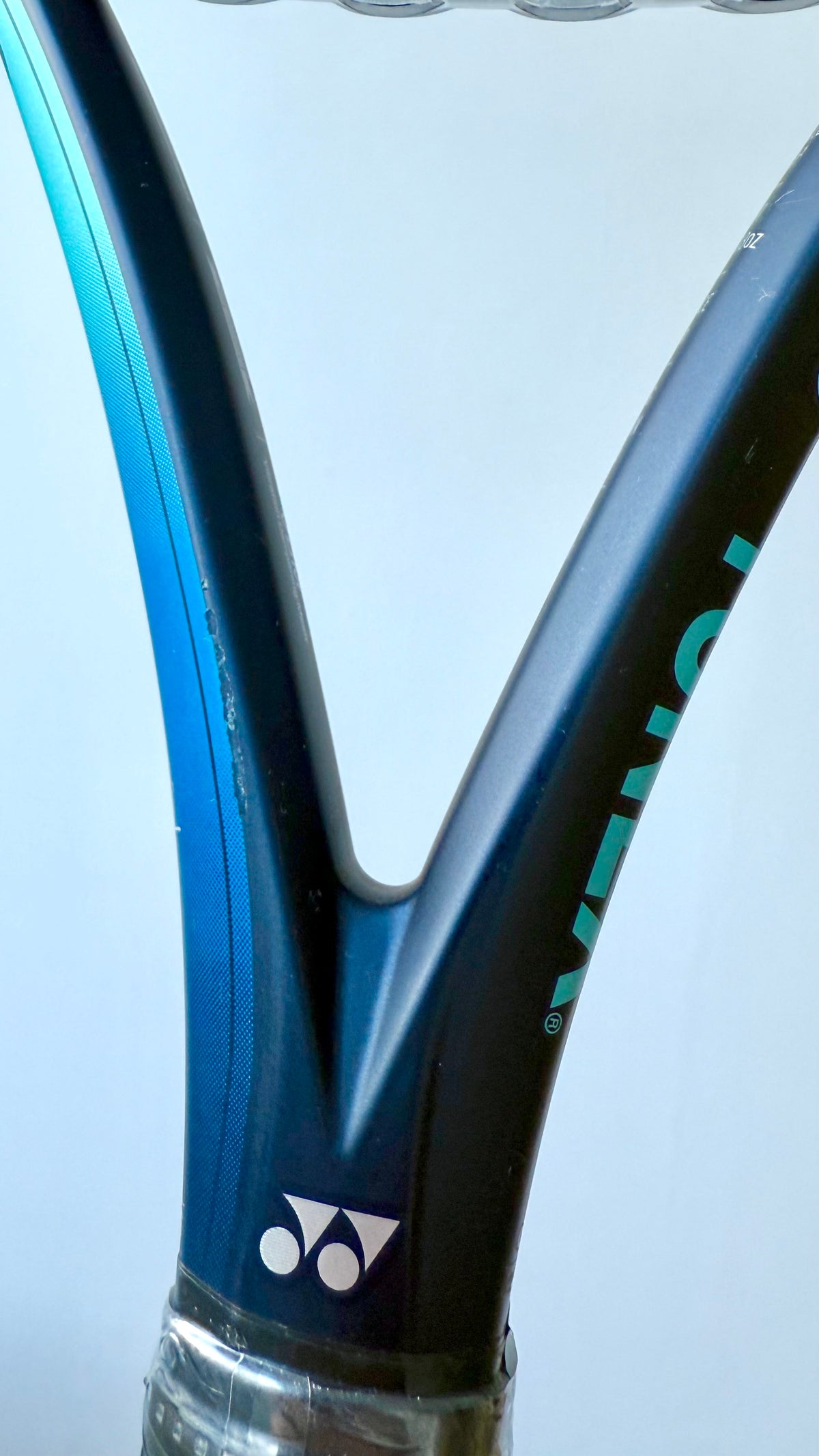 Yonex EZONE 98 (2022)