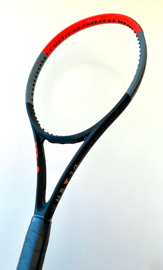 Wilson Clash 100 V1 Tennis Racket