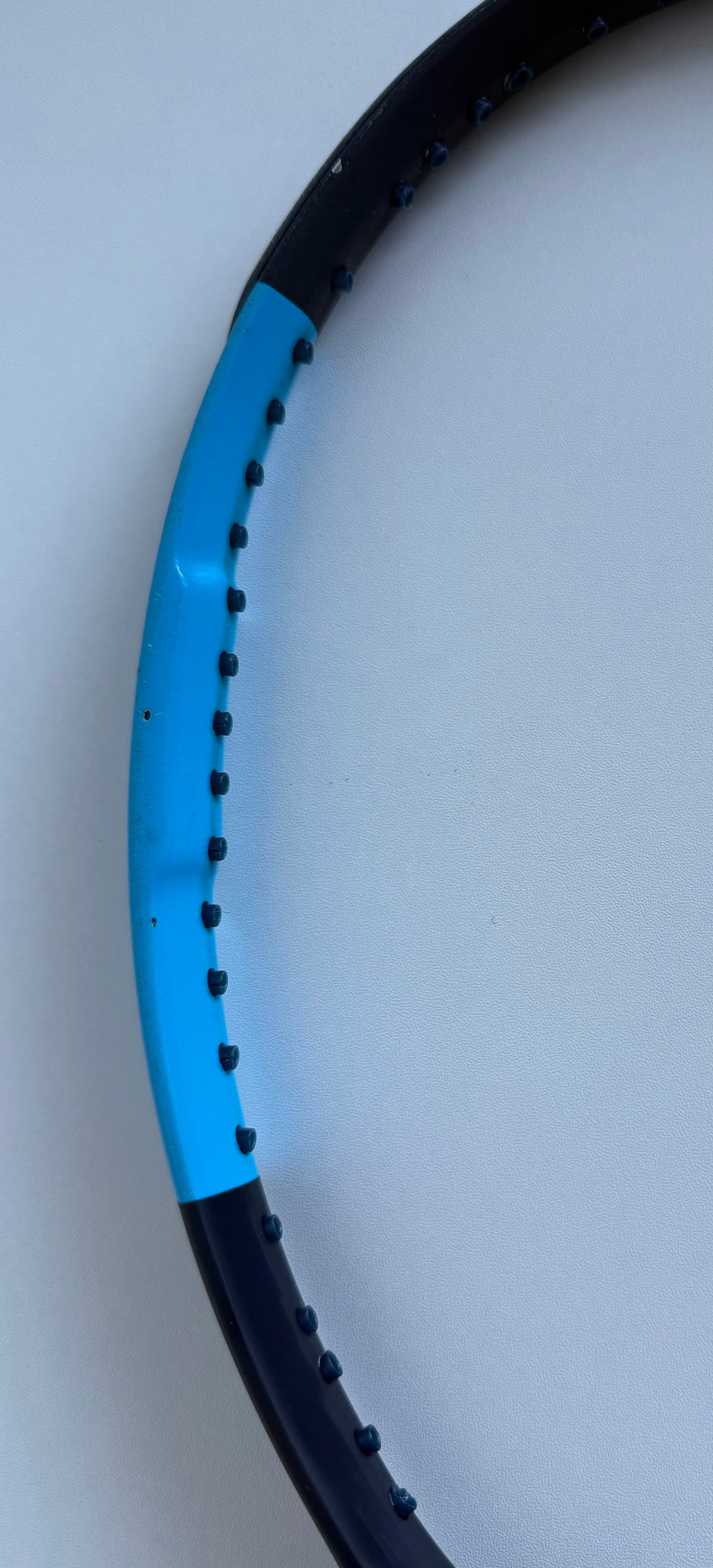 Wilson Ultra 100 V2 Tennis Racket