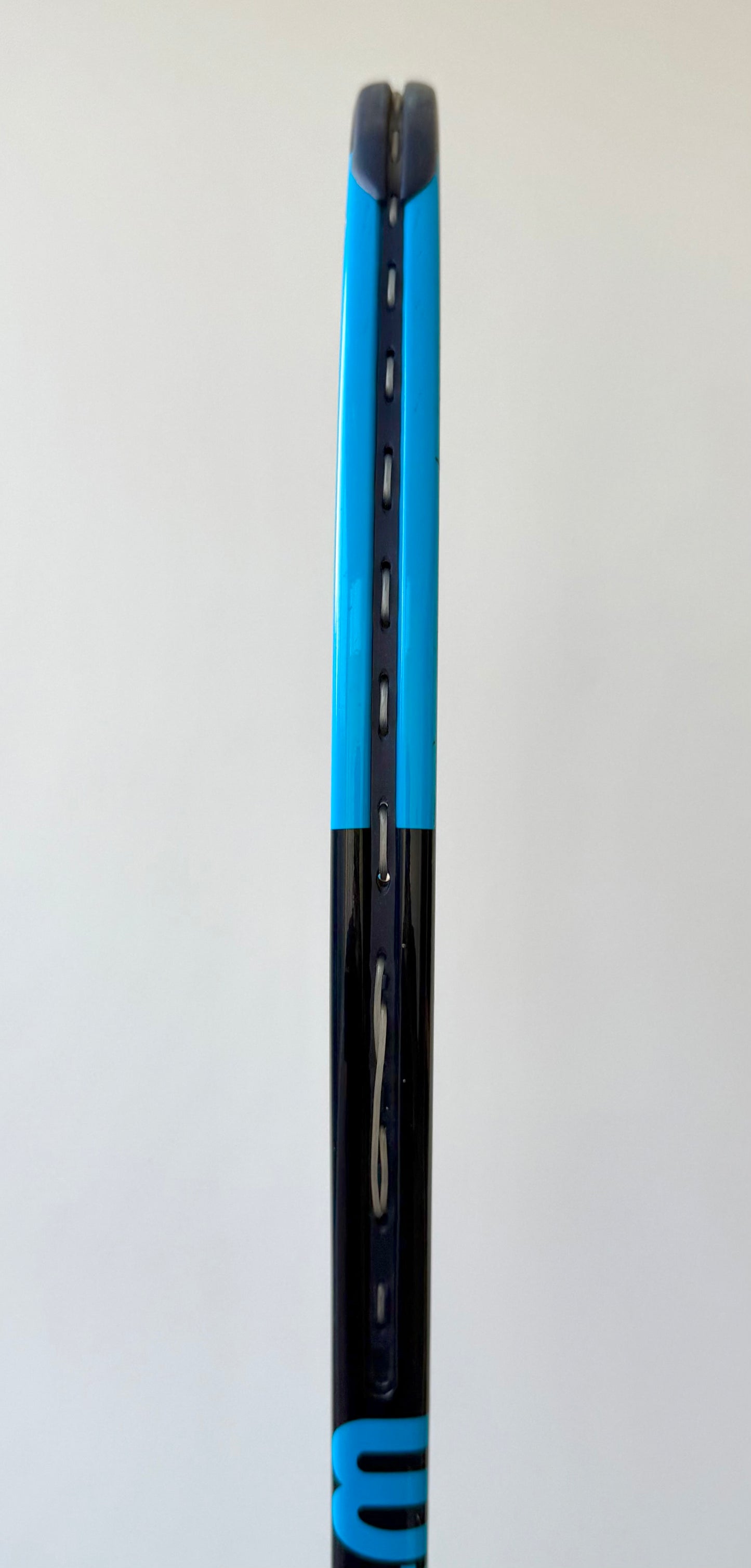 Wilson Ultra Tour V2