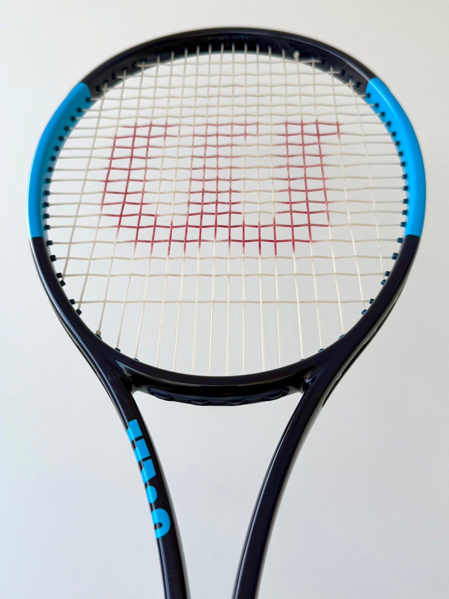 Wilson Ultra Tour V2