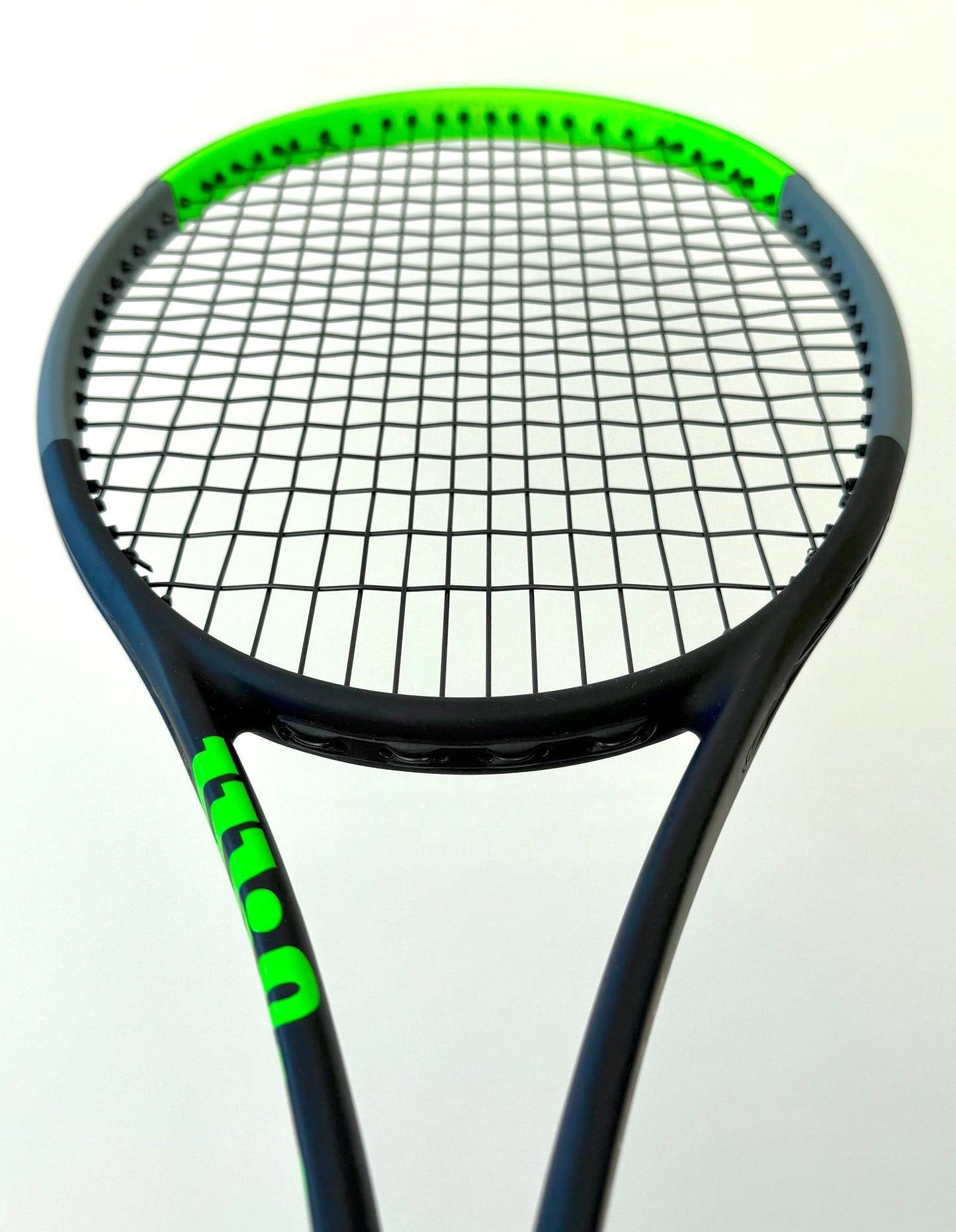 Wilson Blade 98 V7 (18X20)