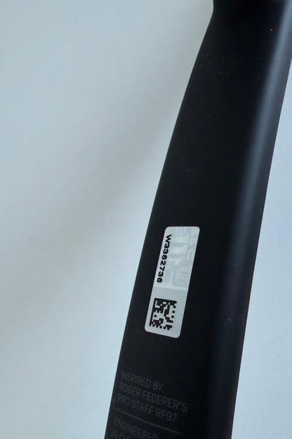 Wilson Pro Staff 97L V12 (290g)