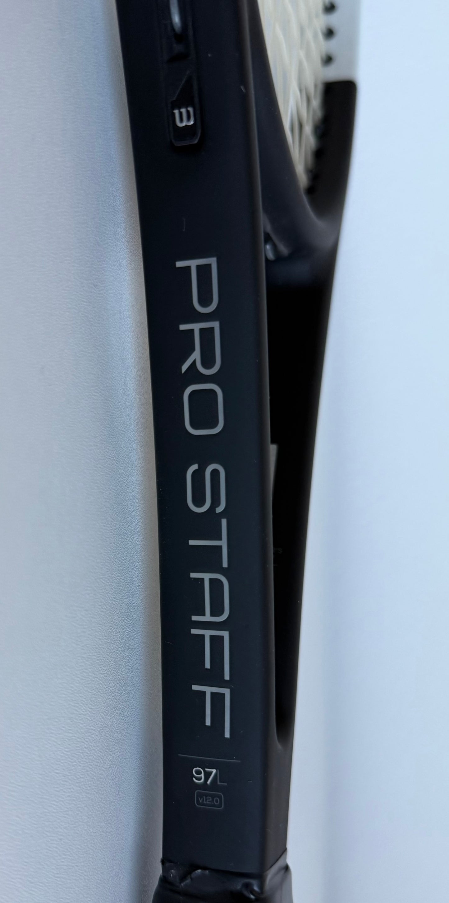 Wilson Pro Staff 97L V12 (290g)