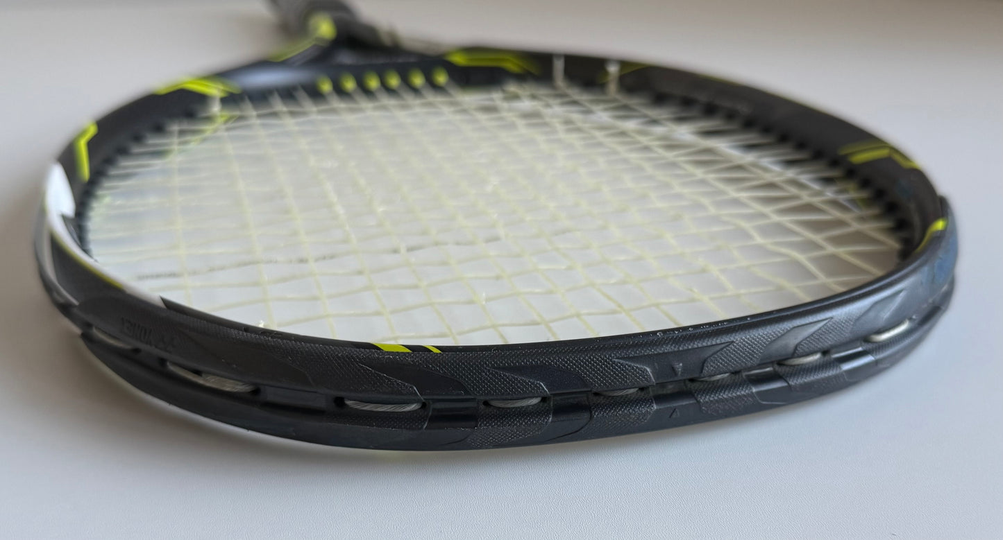 Yonex EZONE DR100