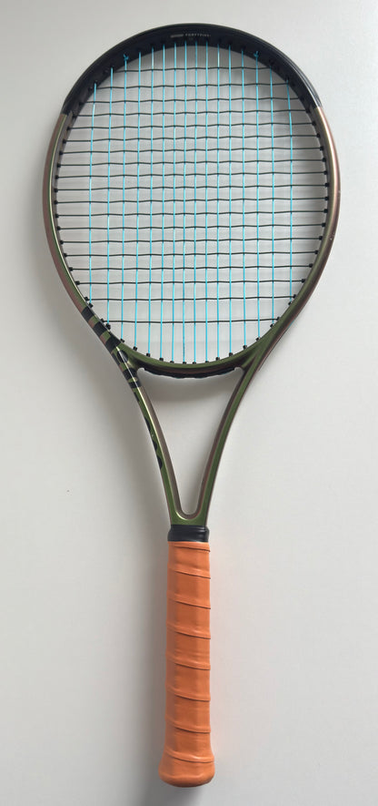 Wilson Blade 100 V8 (16X19)