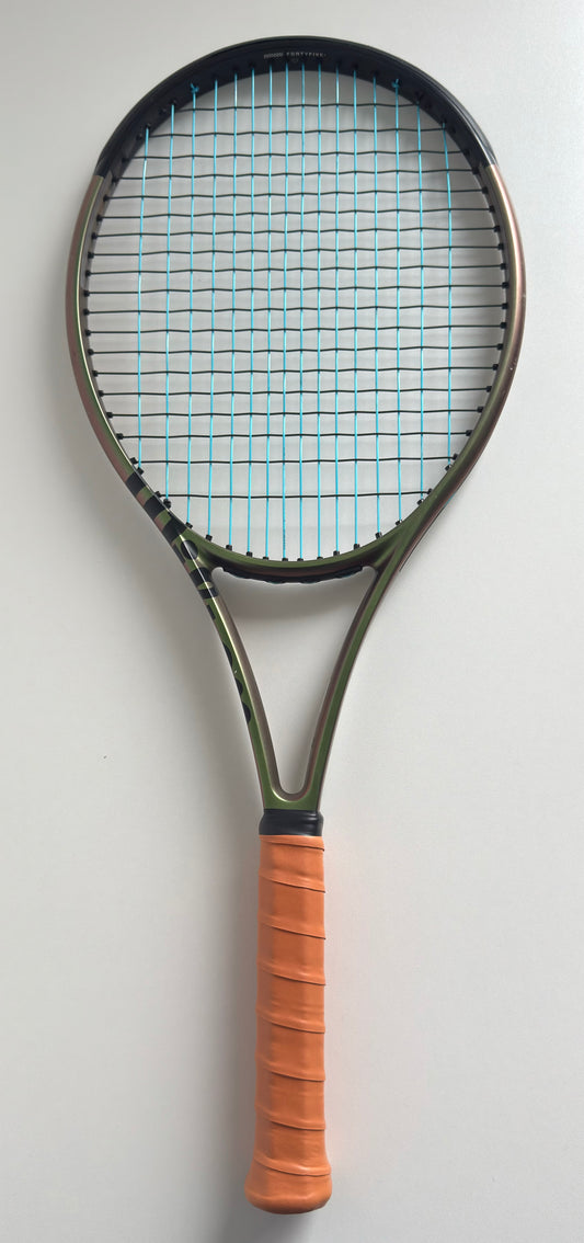 Wilson Blade 100 V8 (16X19)