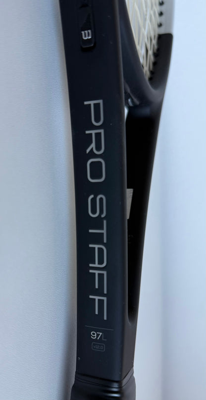 Wilson Pro Staff 97L V12 (290g)