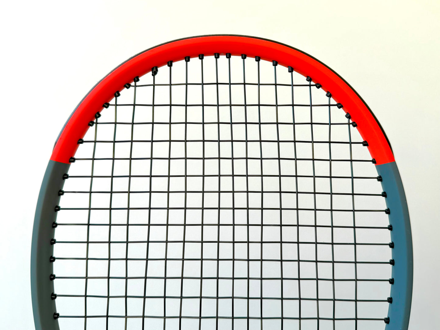 Wilson Clash 100 Tour V1 Tennis Racket