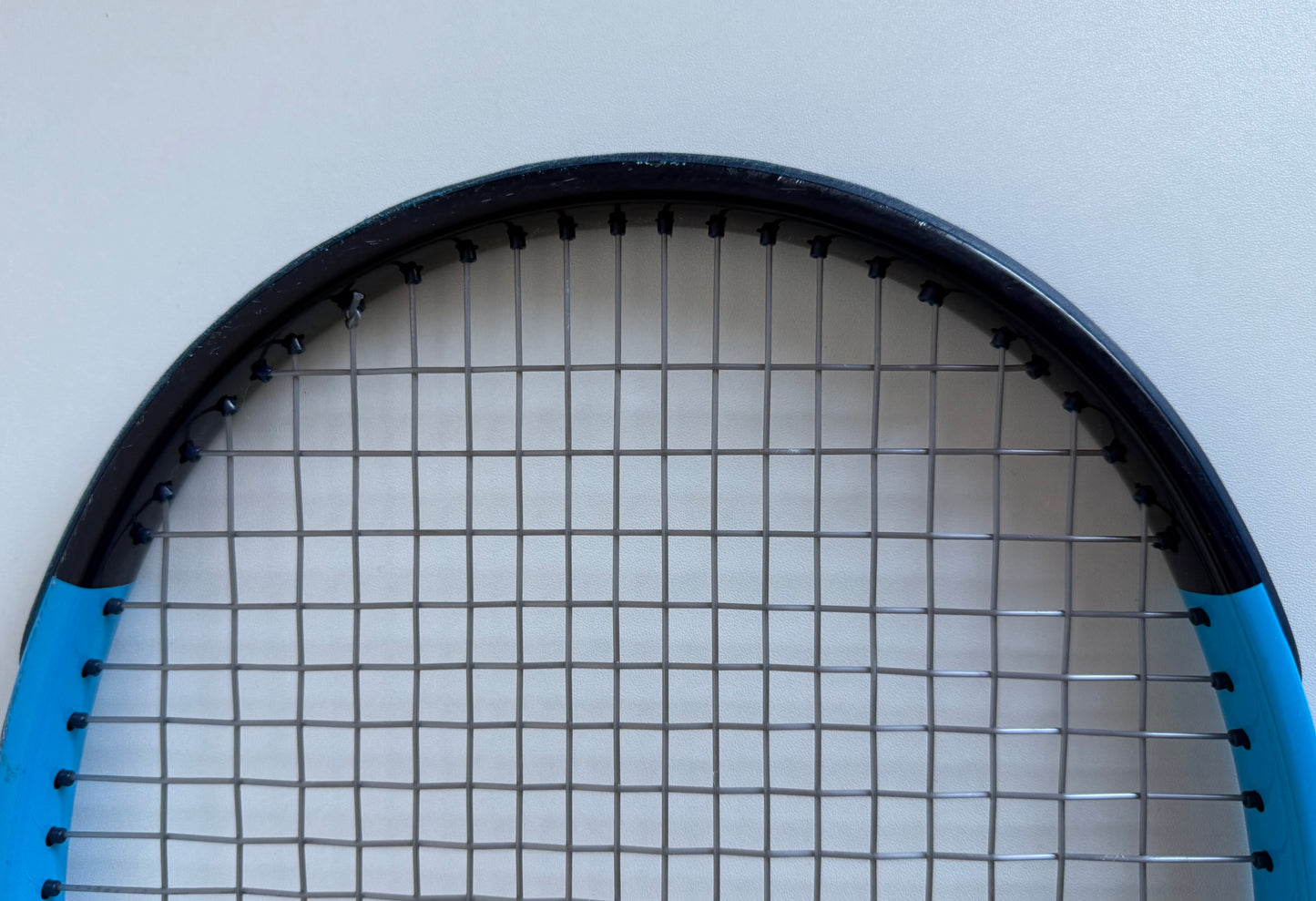 Wilson Ultra Tour V2 Tennis Racket
