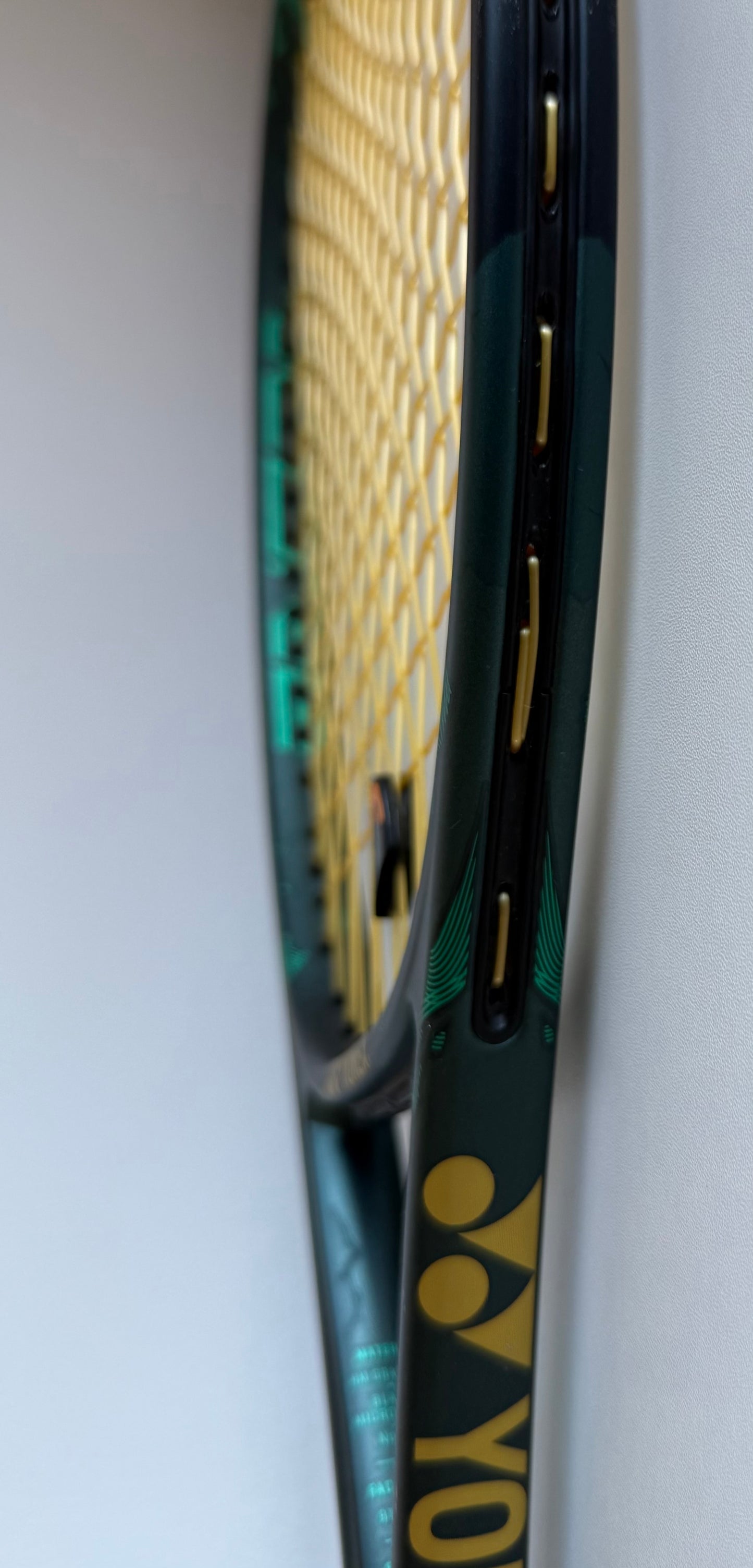 Yonex VCORE Pro 97 HG (2019)