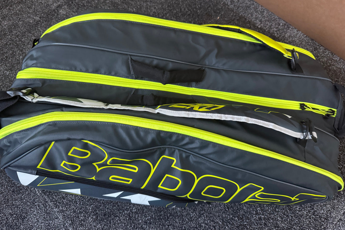 Babolat Pure Aero 12 Racket (RH12) Tennis Bag
