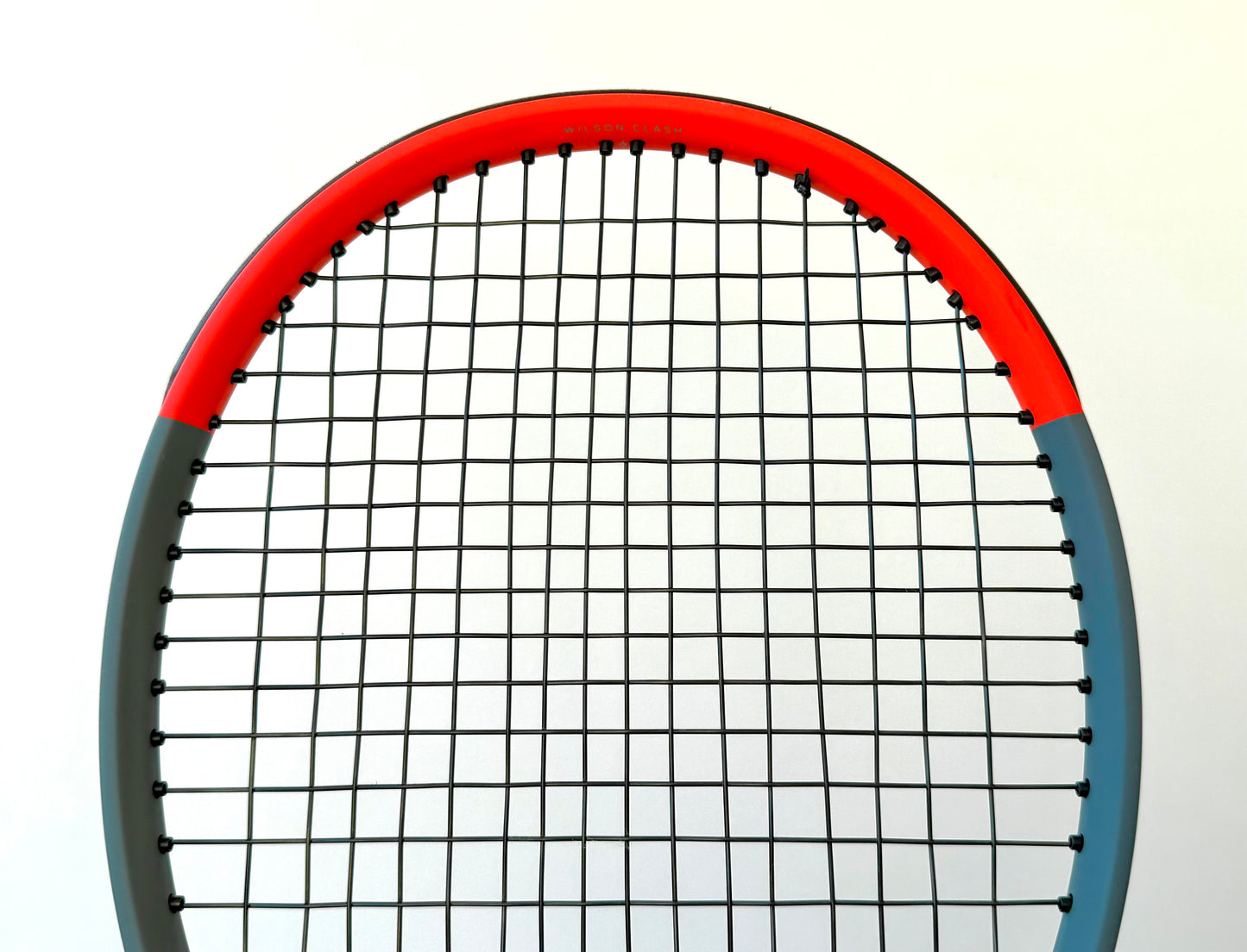 Wilson Clash 100 Tour V1 Tennis Racket