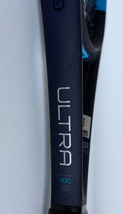 Wilson Ultra 100 V2 Tennis Racket