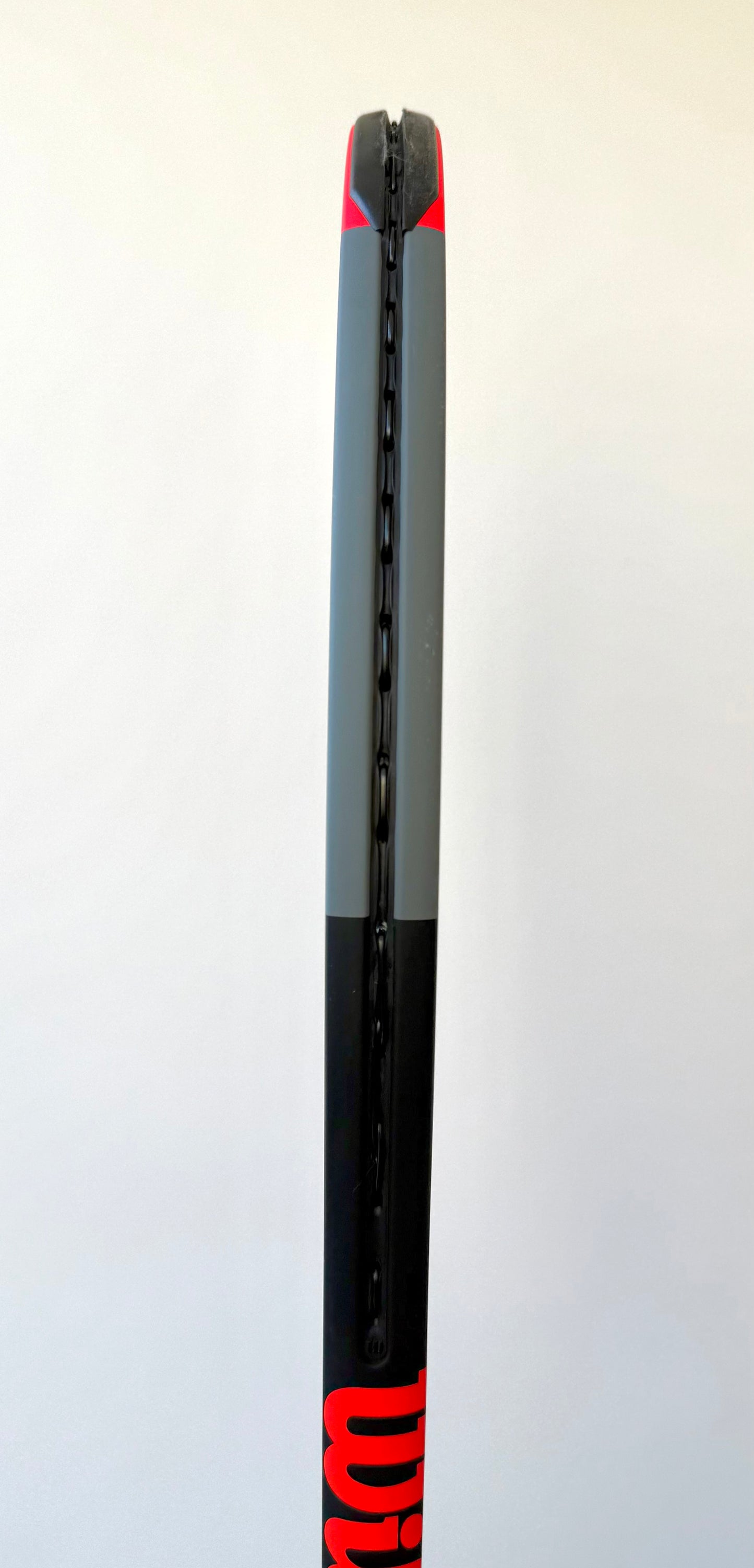 Wilson Clash 100 Tour V1 Tennis Racket
