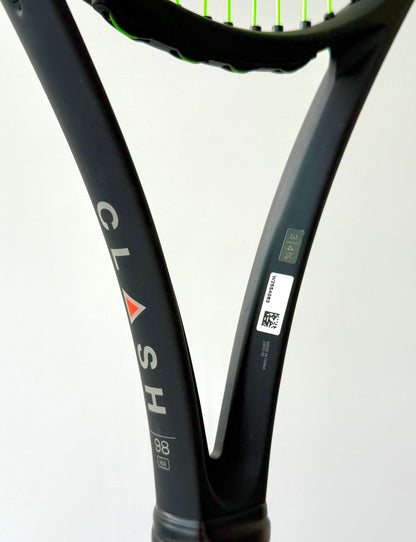 Wilson Clash 98 V1 Tennis Racket
