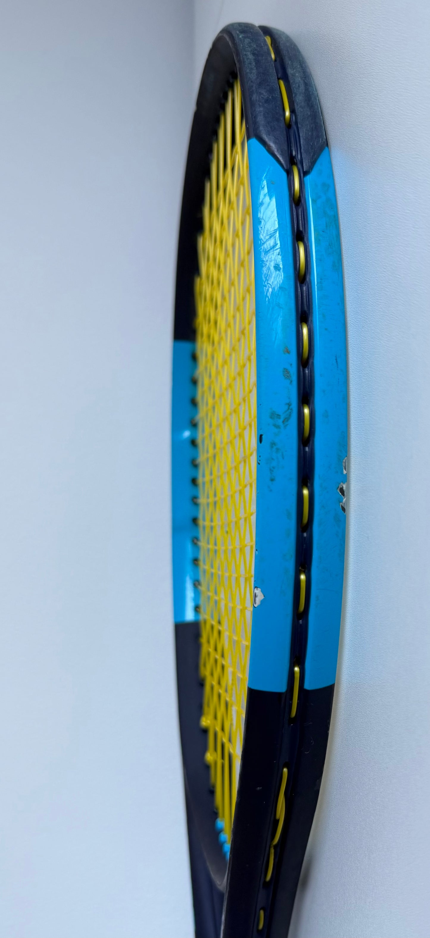 Wilson Ultra 100 V2 Tennis Racket