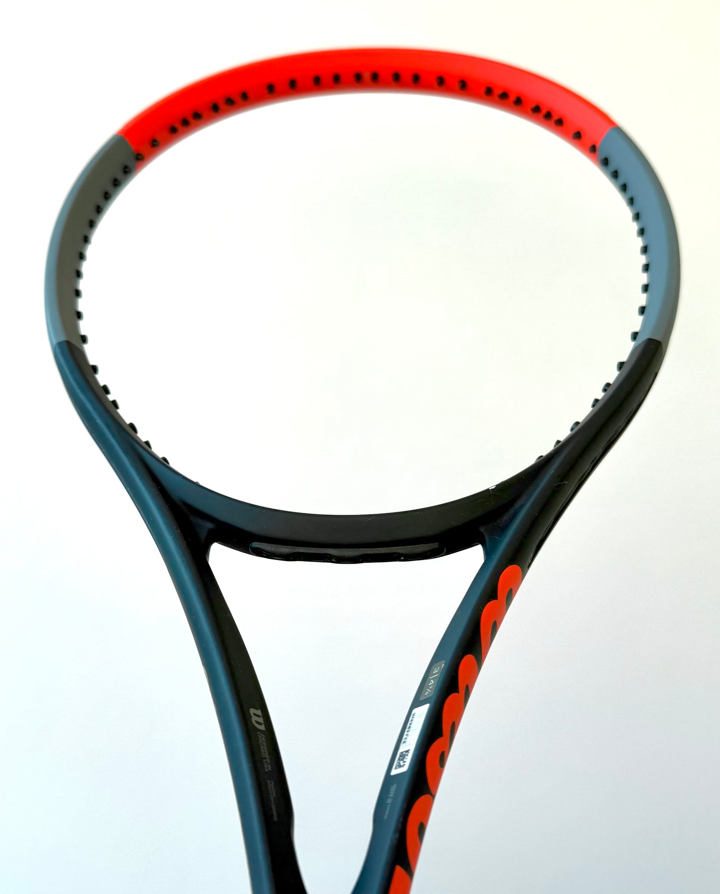 Wilson Clash 100 V1 Tennis Racket