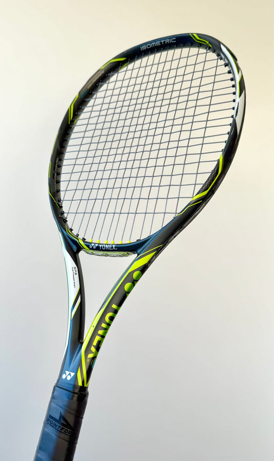 Yonex EZONE DR100