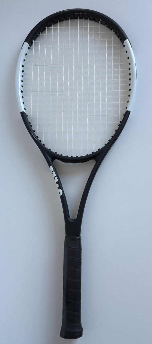 Wilson Pro Staff 97L V12 (290g)
