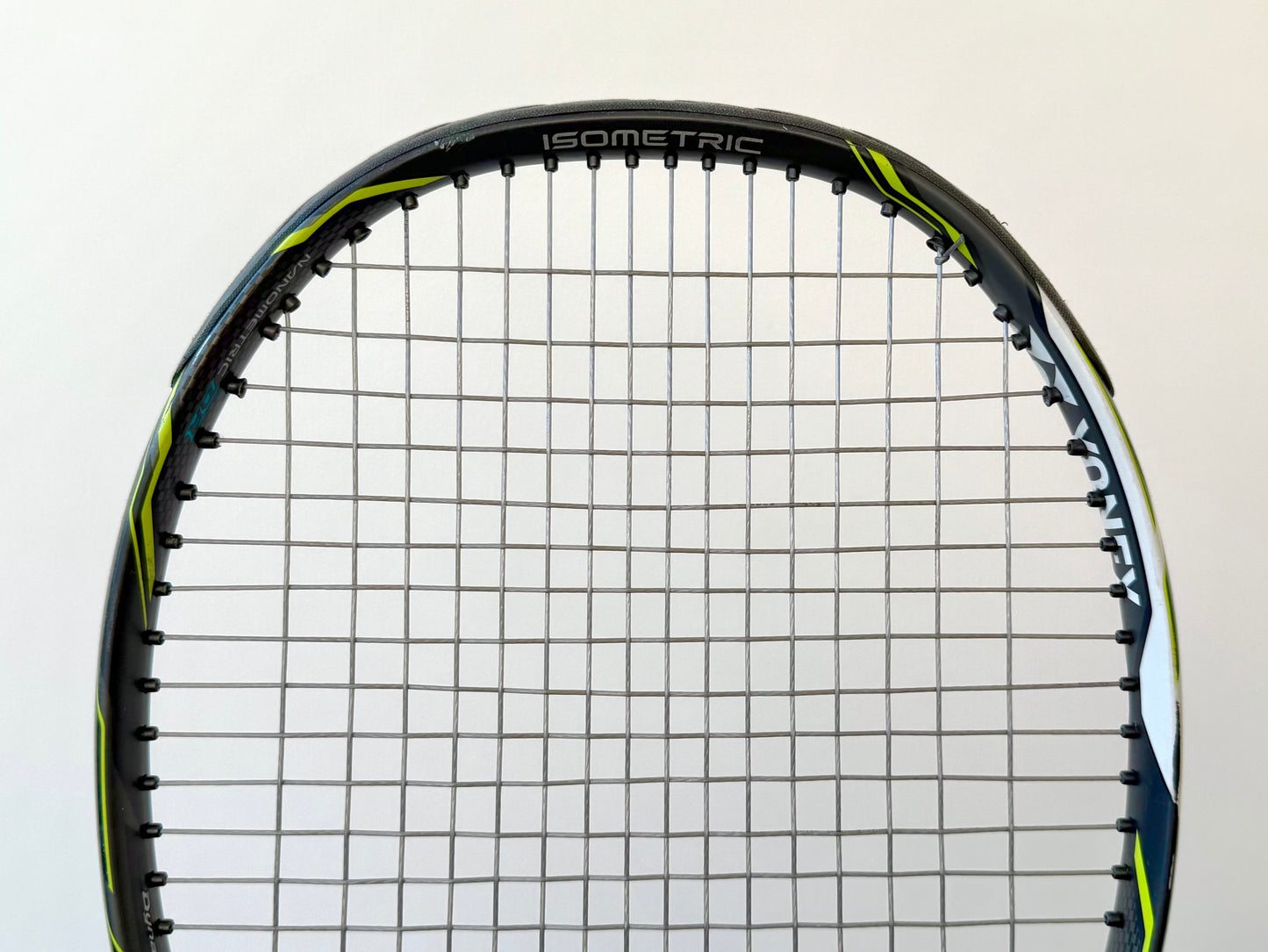 Yonex EZONE DR100