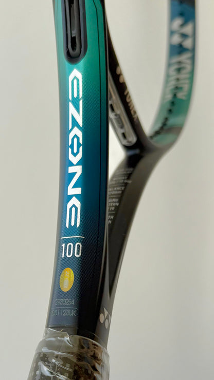 Yonex EZONE 100 (2022)