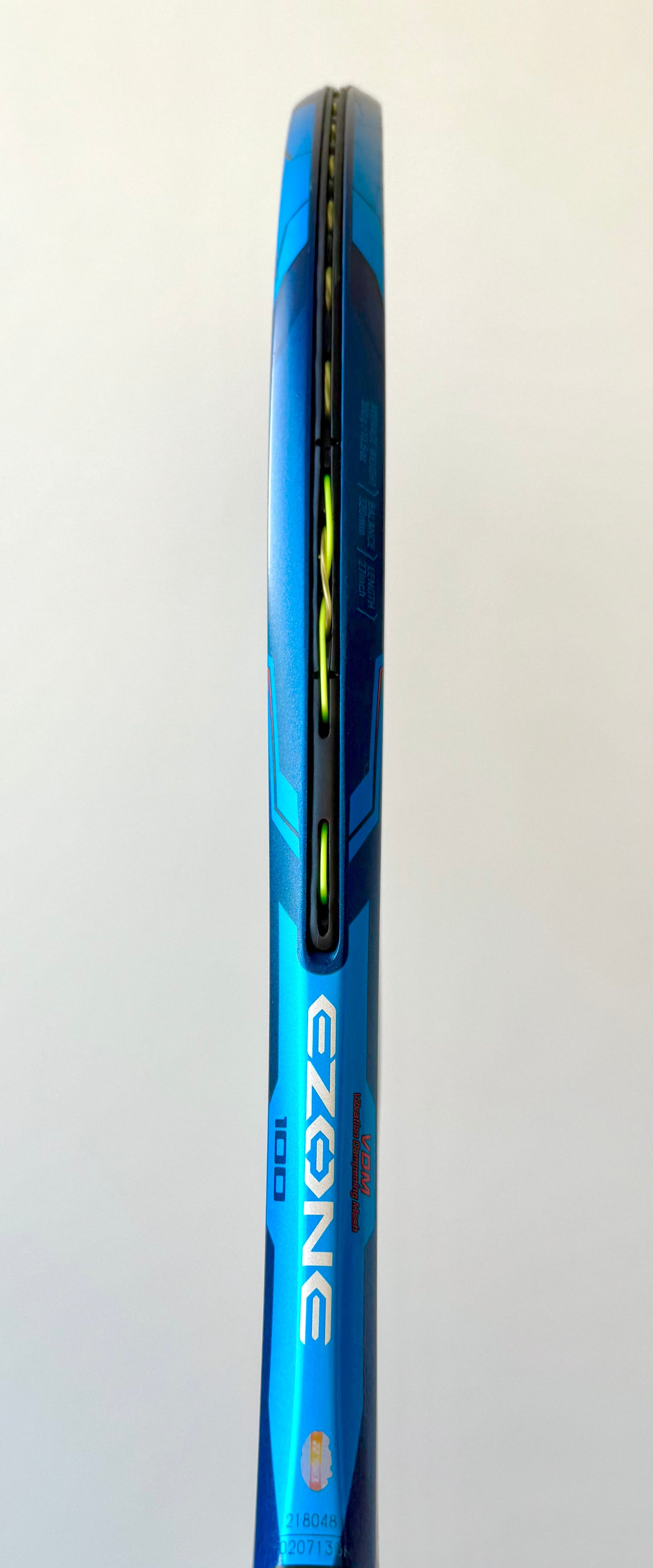 Yonex EZONE 100 (2020)