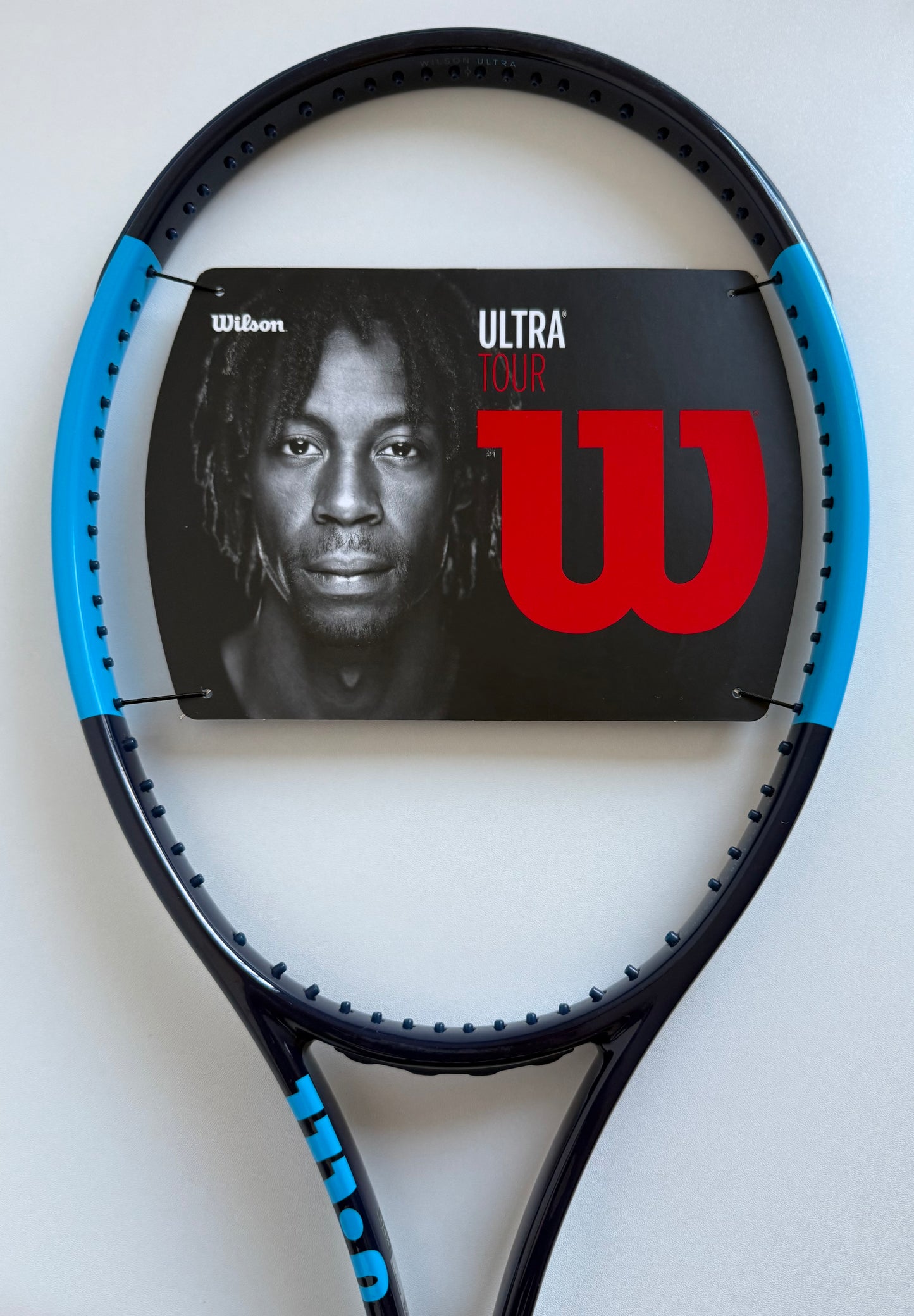 Wilson Ultra Tour V2 Tennis Racket
