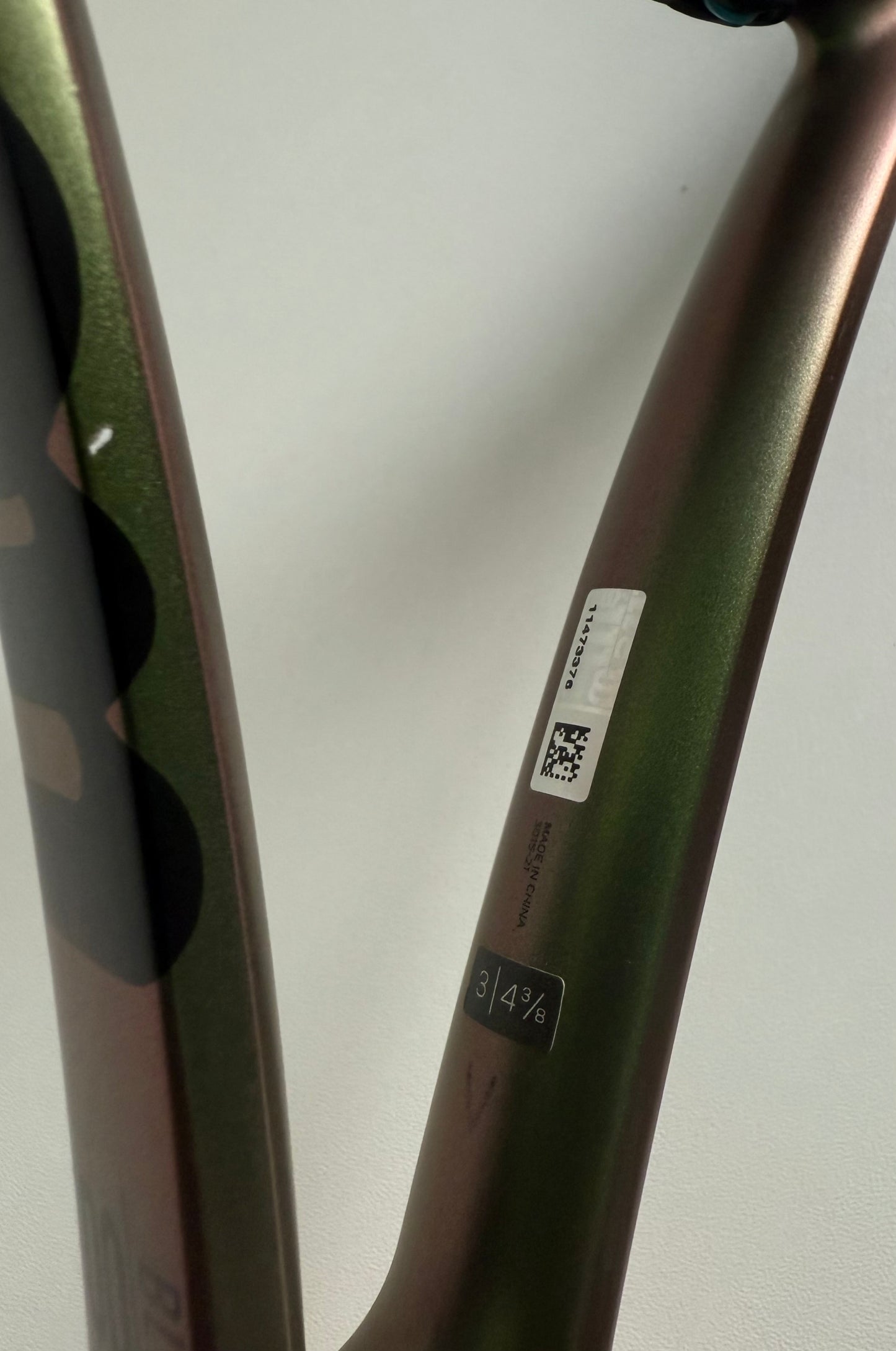 Wilson Blade 100 V8 (16X19)