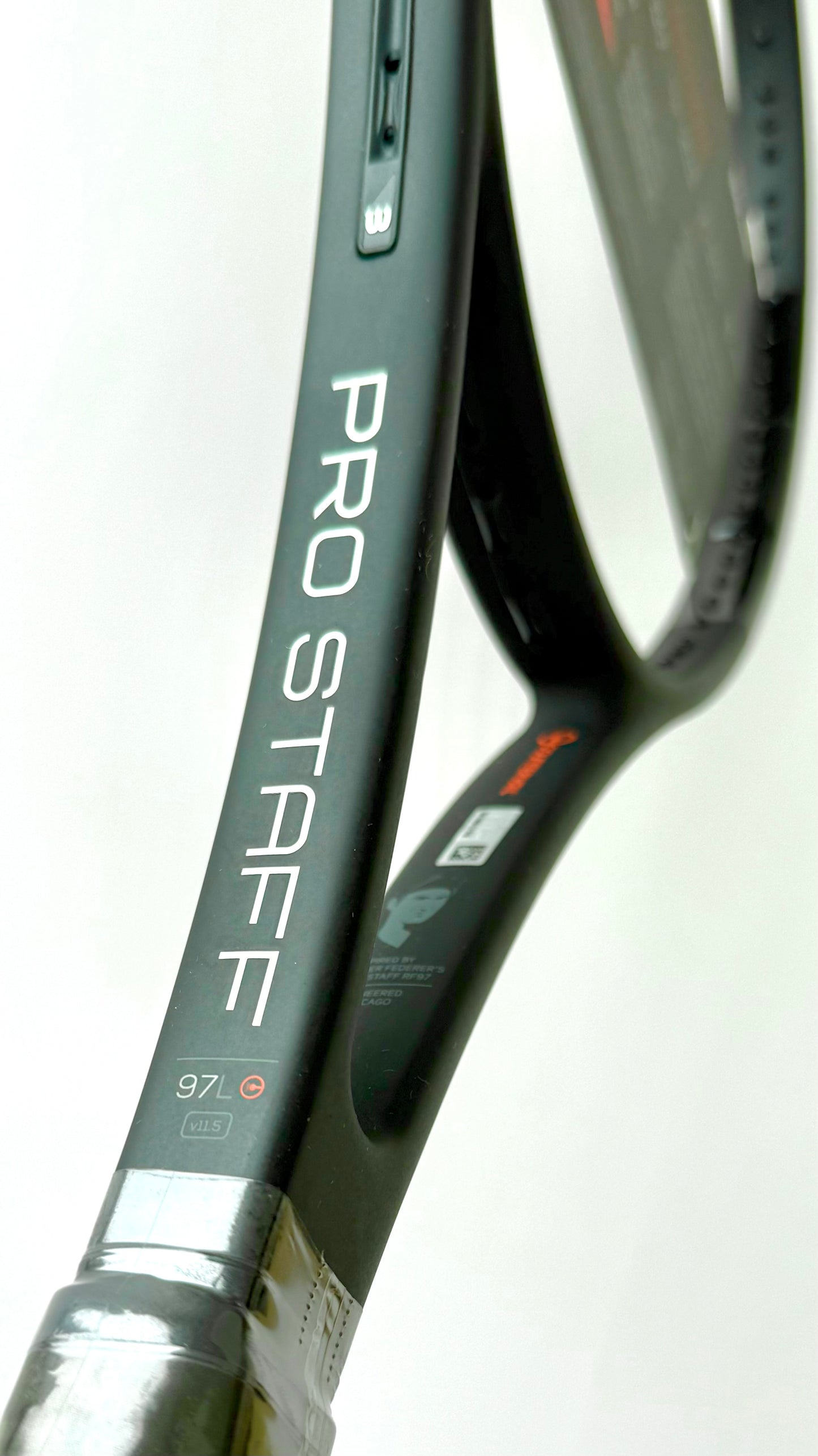 Wilson Pro Staff 97L V11.5 (290g)